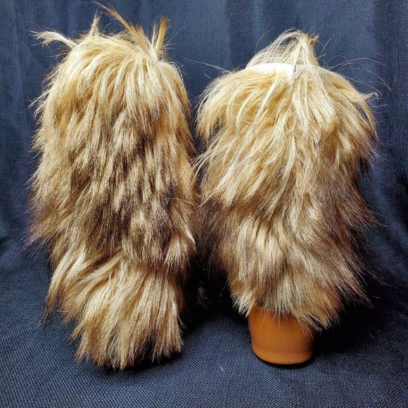 Vintage Genuine Goat Hair Fur Boots Super Shaggy YETI LAMA Cleated Rubber Size 6 - Picture 4 of 16